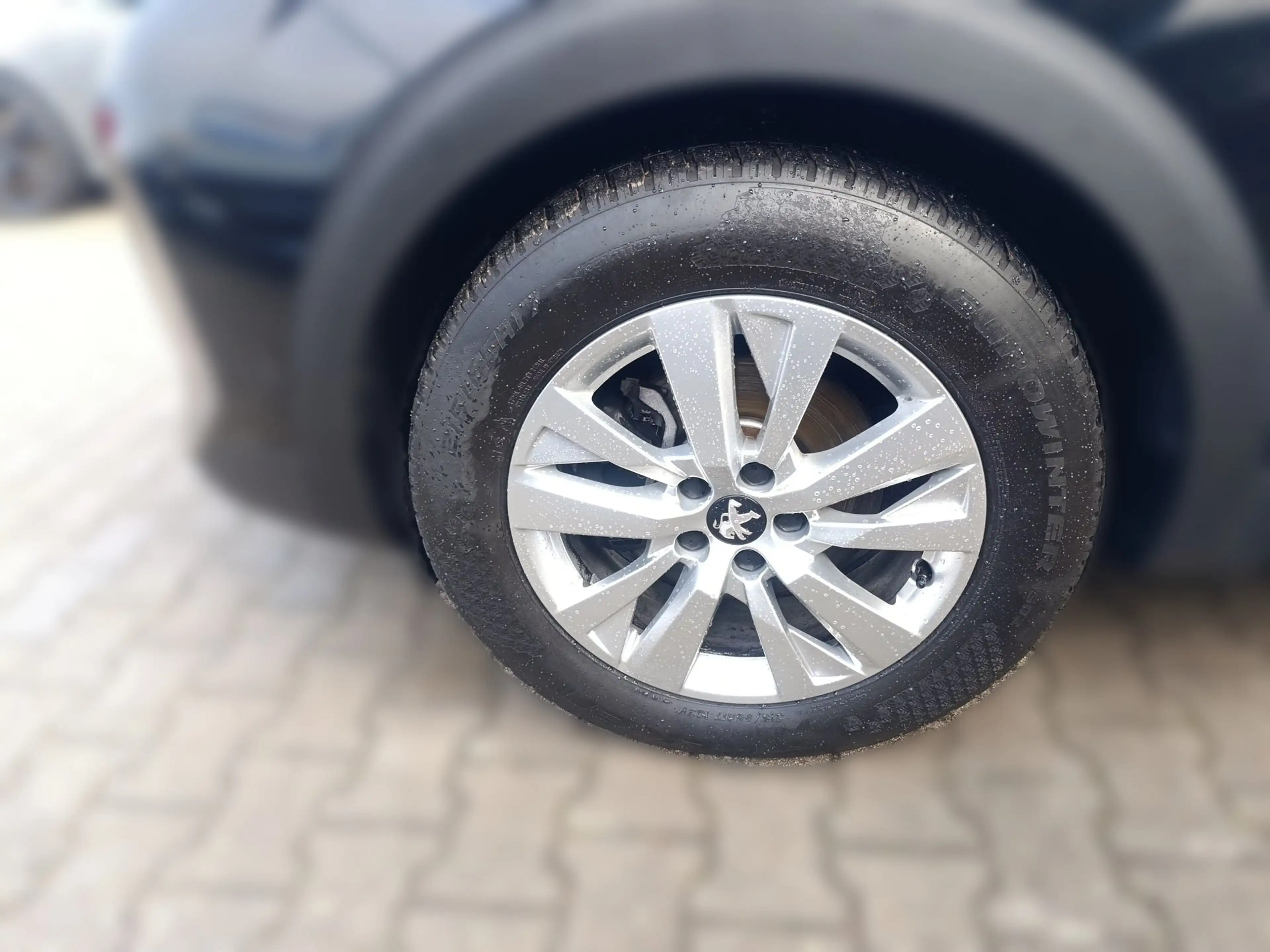 Peugeot 3008 1.5 BlueHDi 130 GT ACC KeyLess LED Navi PDC — photo 4