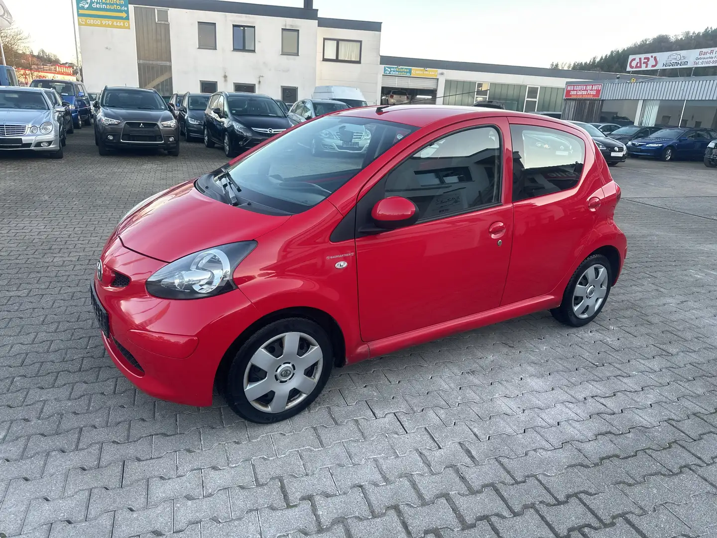 Toyota Aygo Cool Rot - 1