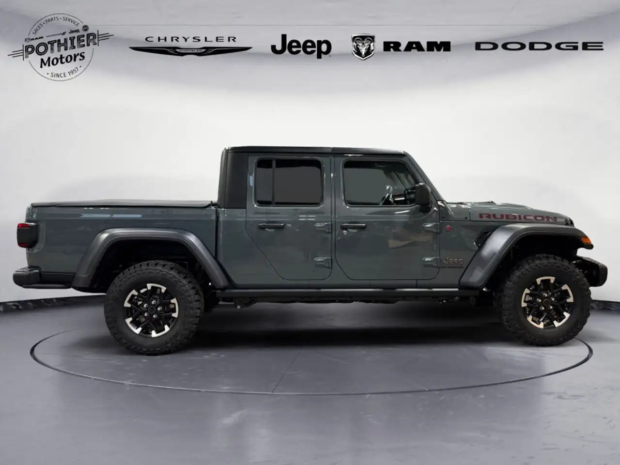 Jeep Gladiator снимка Jeep Gladiator