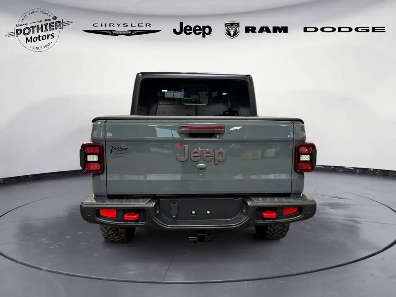 Jeep Gladiator снимка Jeep Gladiator