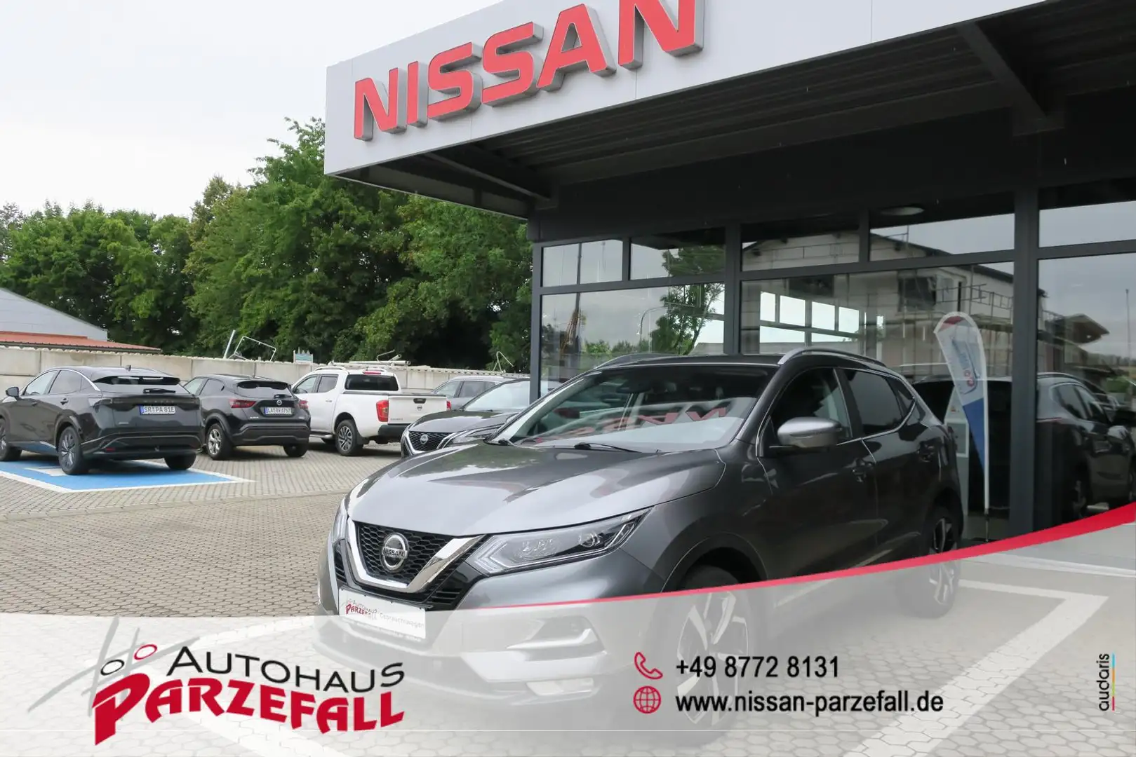 Nissan Qashqai 1.3DIG-T DCT TEKNA NAVI LED ACC SHZ BOSE Grau - 1