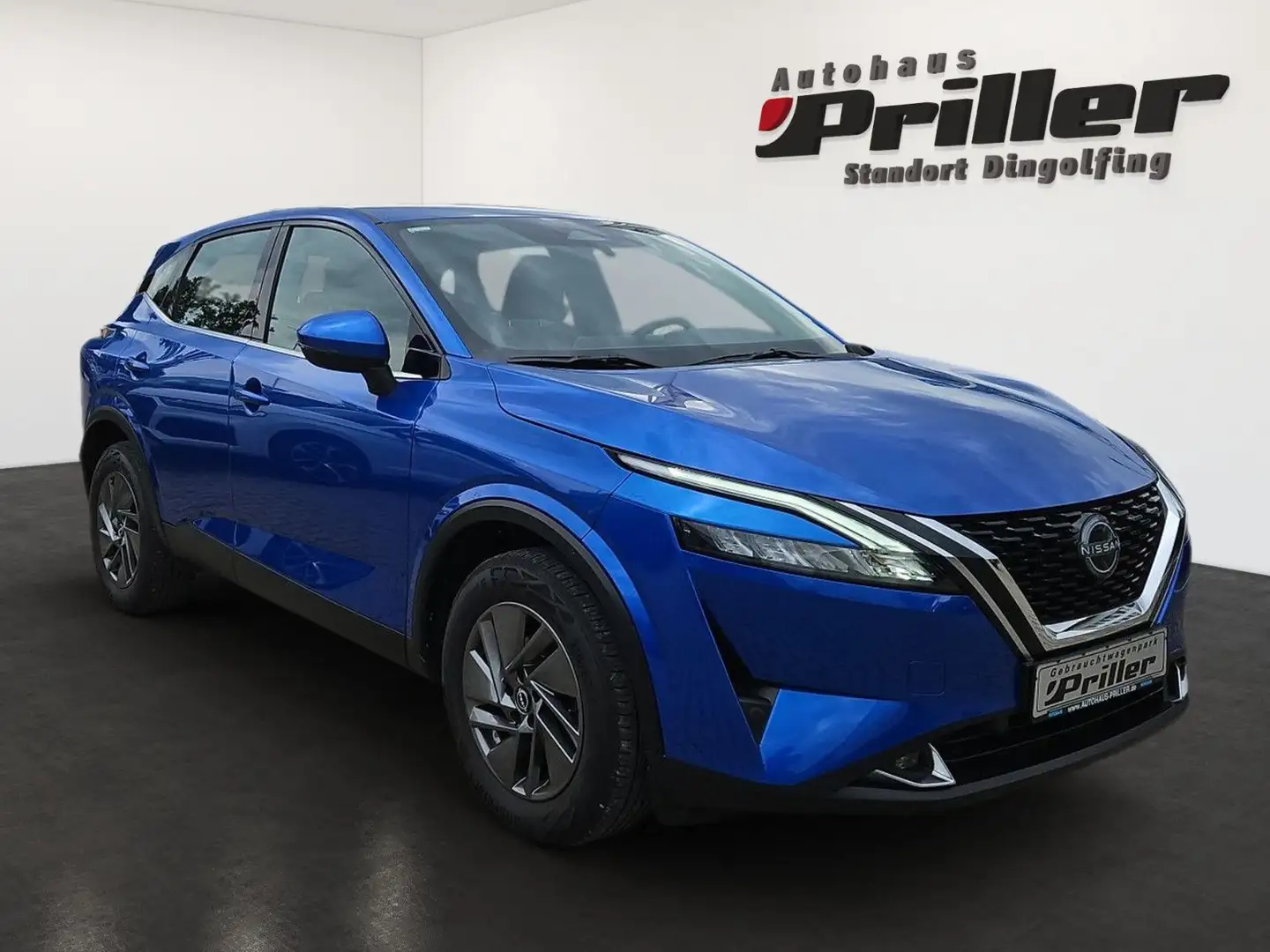 Nissan Qashqai 1.3 DIG-T Acenta/AHK/Winter-Paket/LED Blauw - 2
