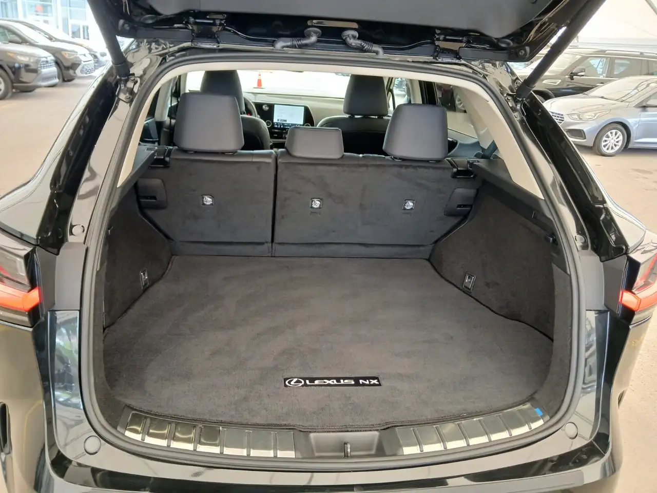 Lexus NX fotografie Lexus NX