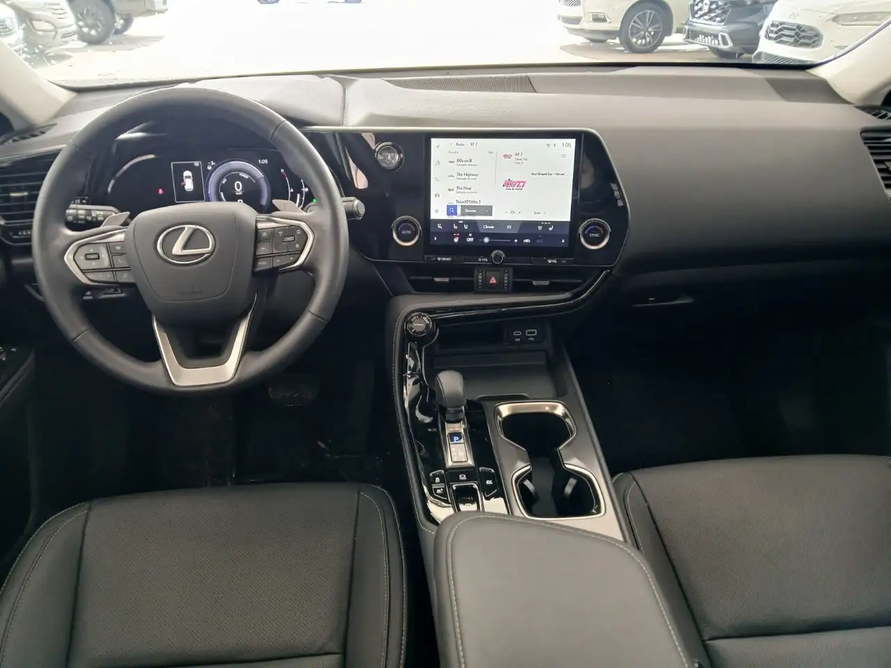 Lexus NX снимка Lexus NX
