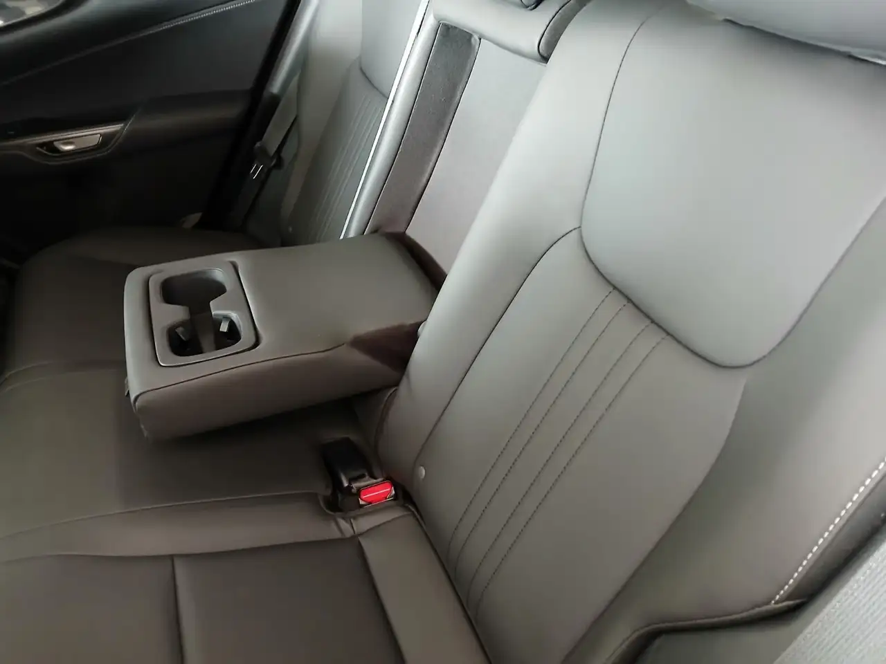 Lexus NX снимка Lexus NX