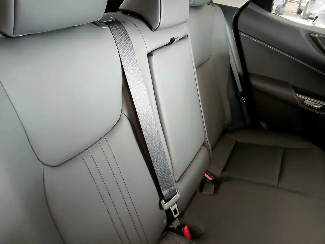 Lexus NX снимка Lexus NX