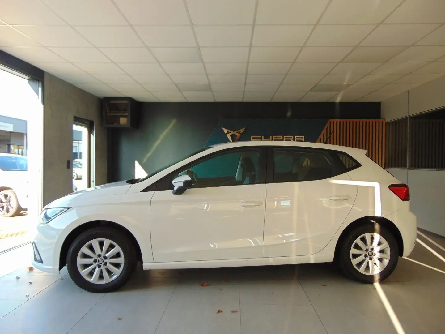 SEAT Ibiza Ibiza Style 1.0 TSI *Navi*FullLink*LED*Kamera Blanc - 2