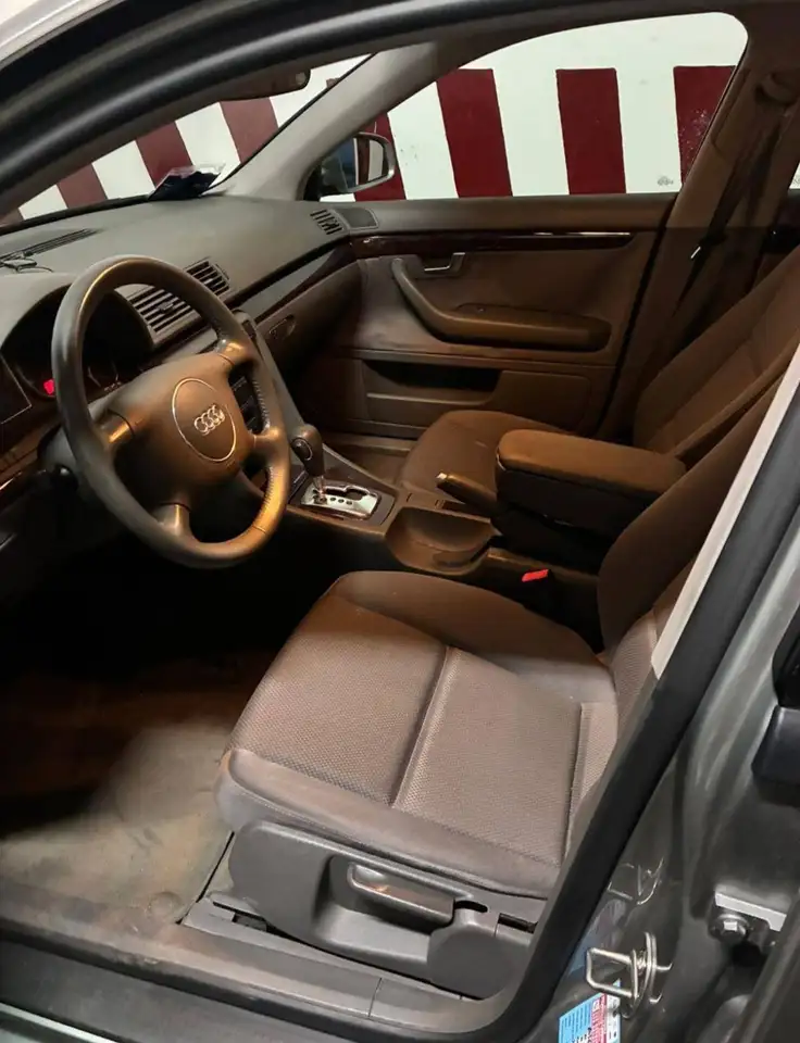 Audi A4 1.8 auto FL, foto 5