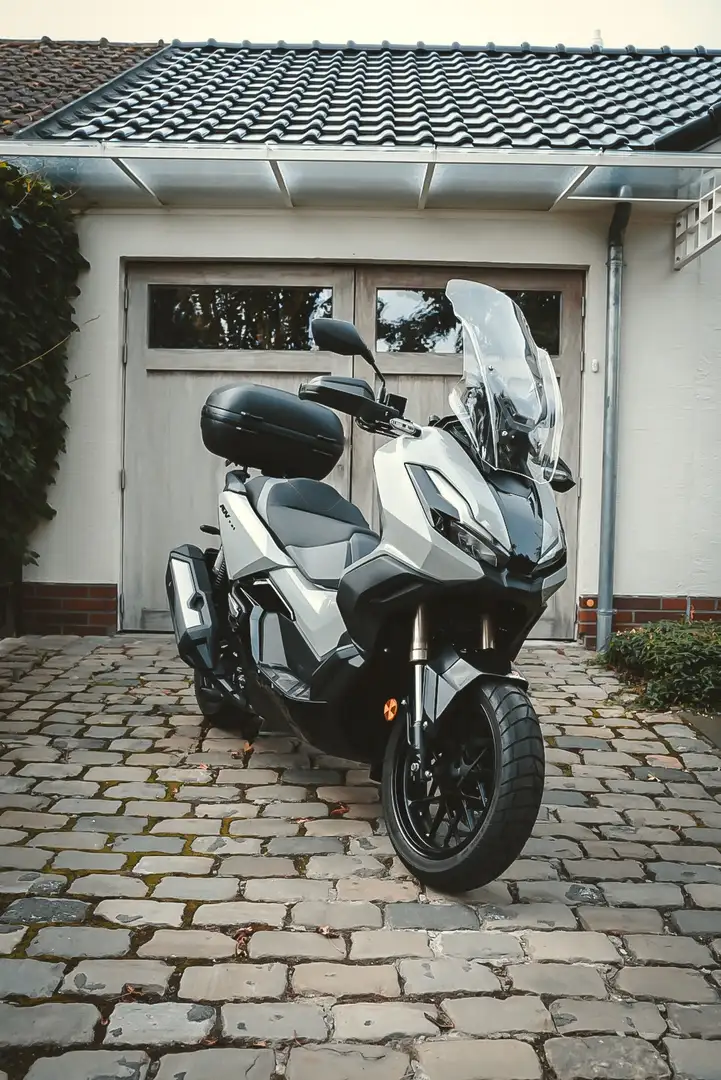 Honda ADV 350 Gri - 1