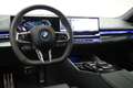 BMW i5 eDrive40 M Sport 84 kWh / Panoramadak / Parking As Zwart - thumbnail 25