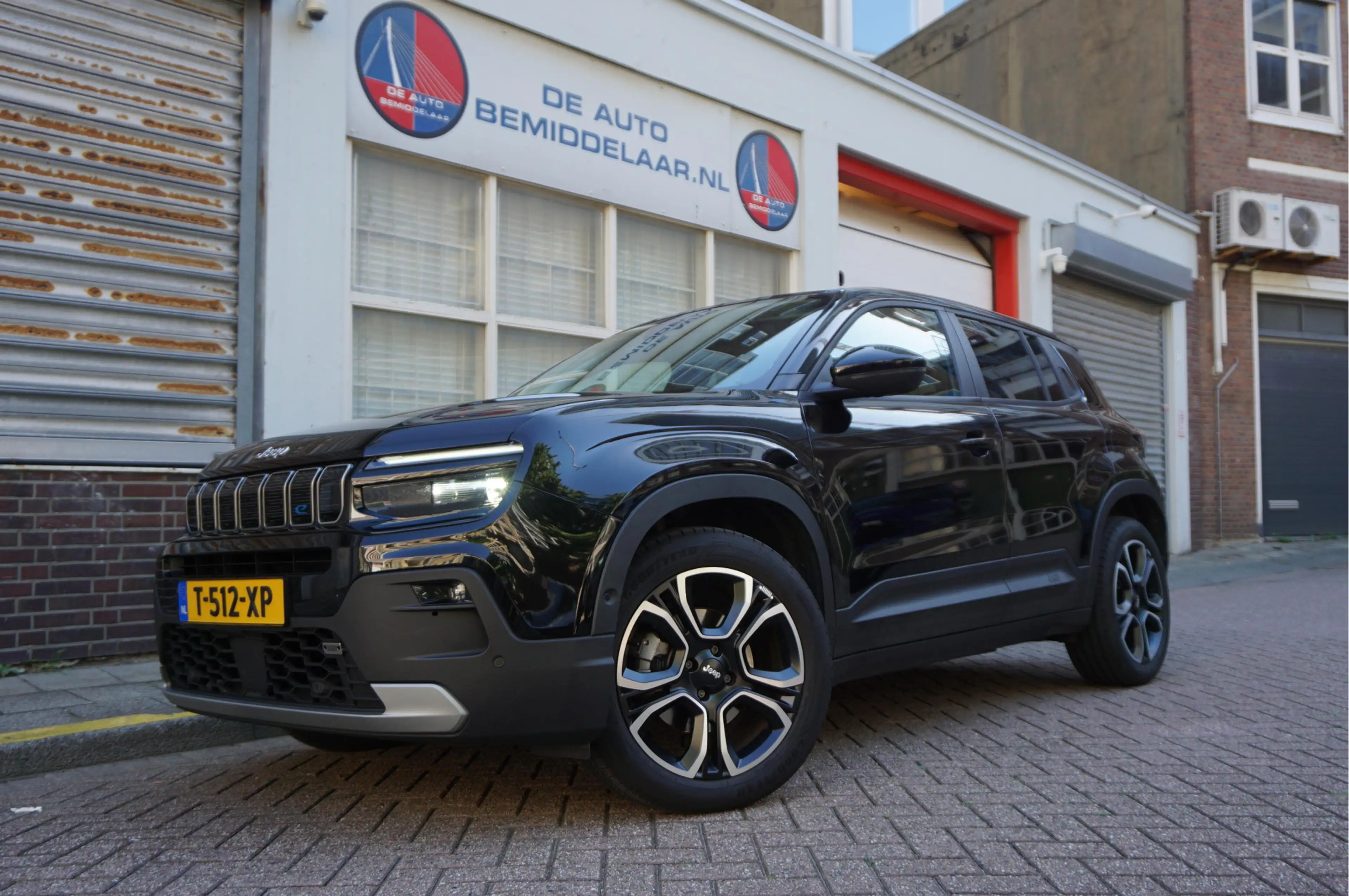 Jeep Avenger Black Edition 54 kWh | Sfeer | Apple | 360 | SOH 9 — photo 24