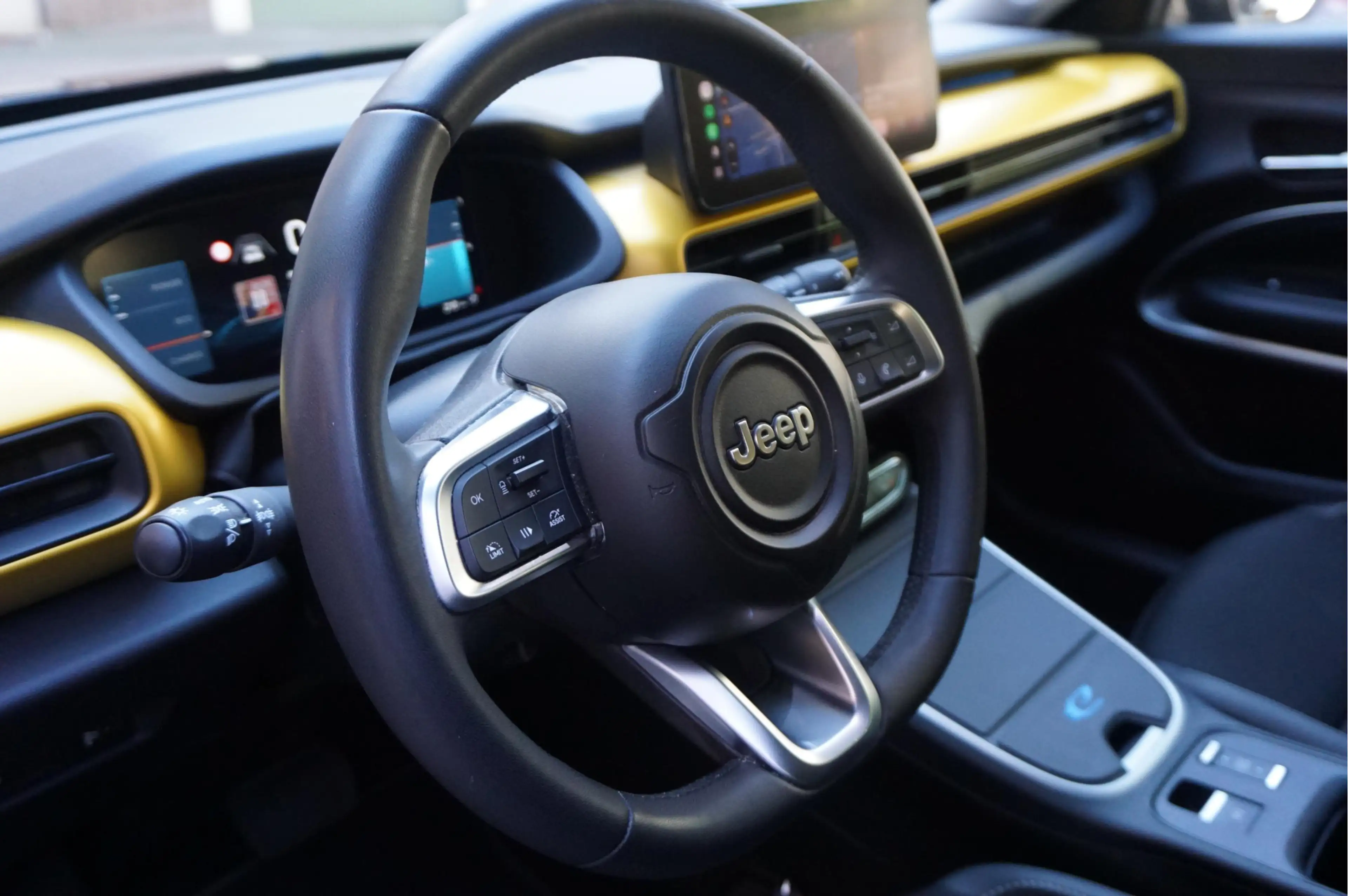 Jeep Avenger Black Edition 54 kWh | Sfeer | Apple | 360 | SOH 9 — photo 18