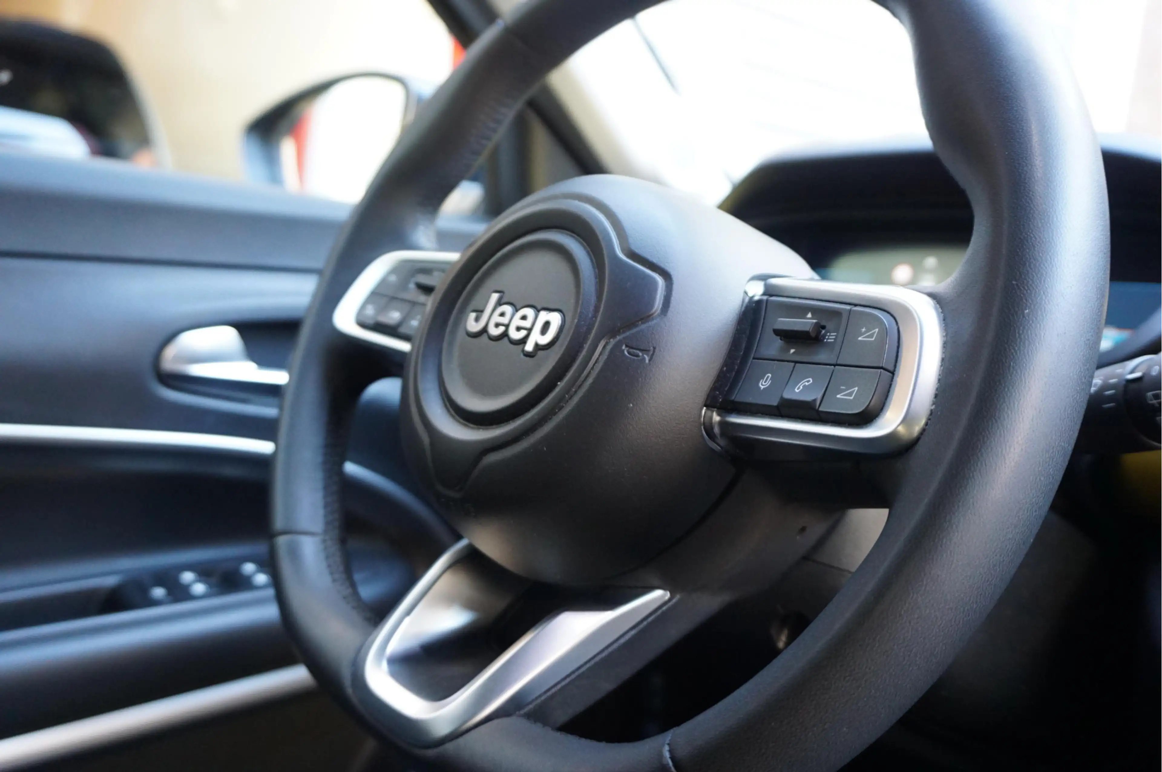 Jeep Avenger Black Edition 54 kWh | Sfeer | Apple | 360 | SOH 9 — photo 29