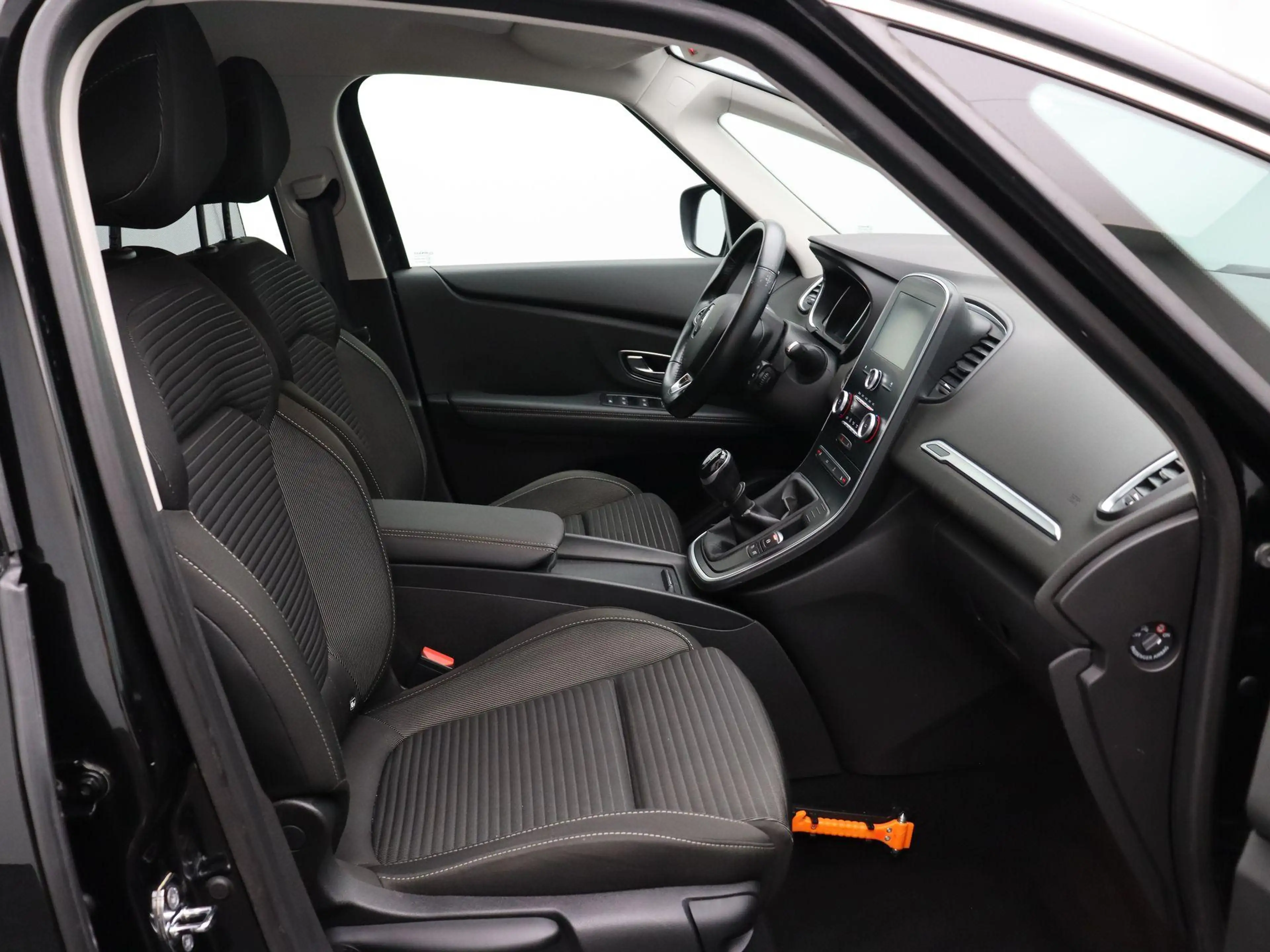 Renault Scenic TCe 130pk Zen | Cruise control | Navigatie | licht — photo 15