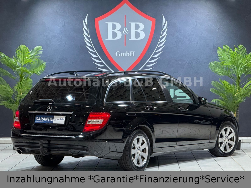 Mercedes-Benz C 220 CDI*1.Hand*Leder*Navi*SHZ*AHK*TOP-Zustand! — photo 8