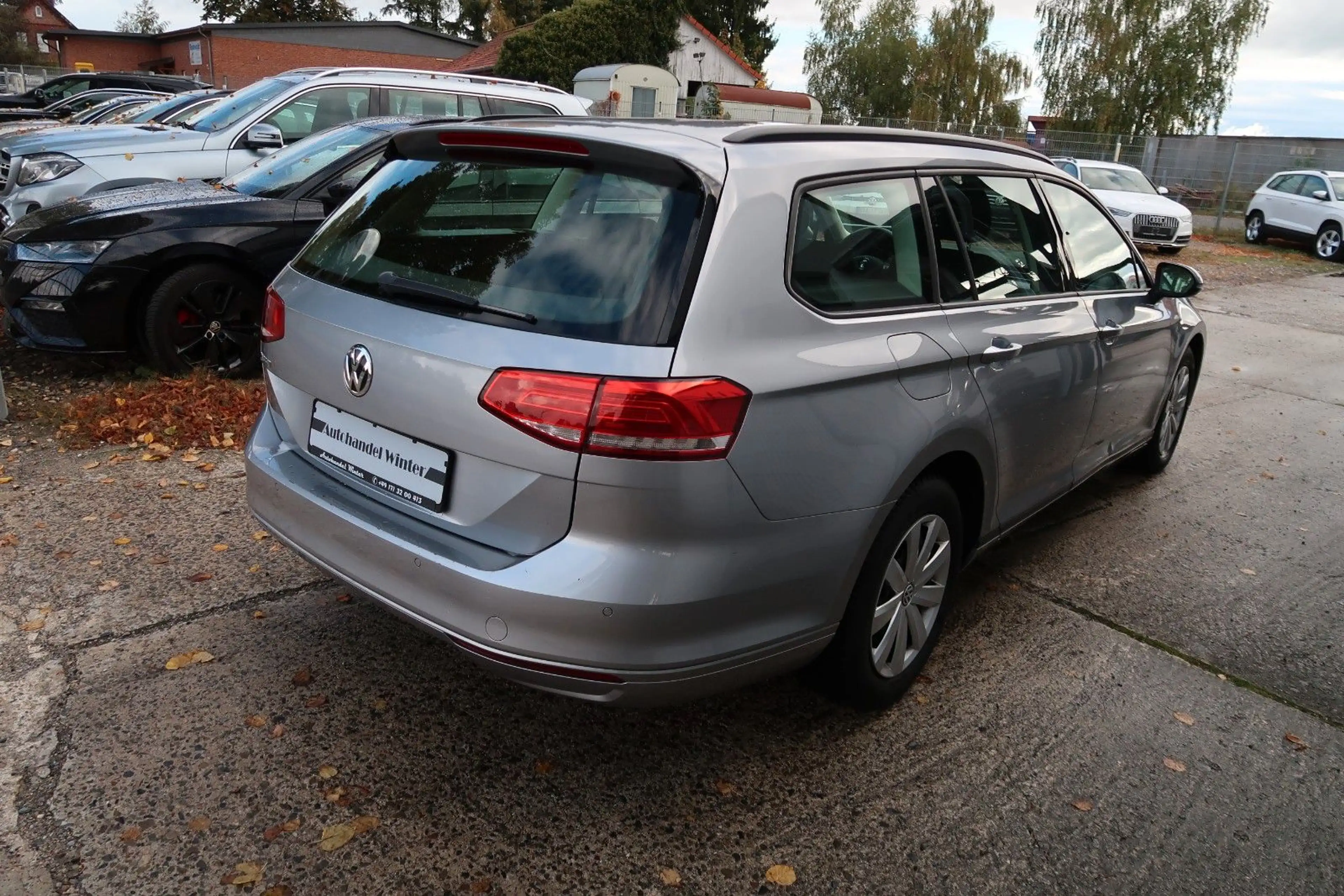 Volkswagen Passat Variant Trendline|2.0 TDI|2 Hand|Keyless| — photo 4