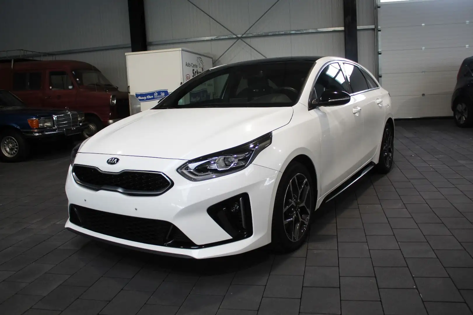 Kia ProCeed / pro_cee'd ProCeed 1.4 T-GDI GT-Line Automatik Blanc - 1