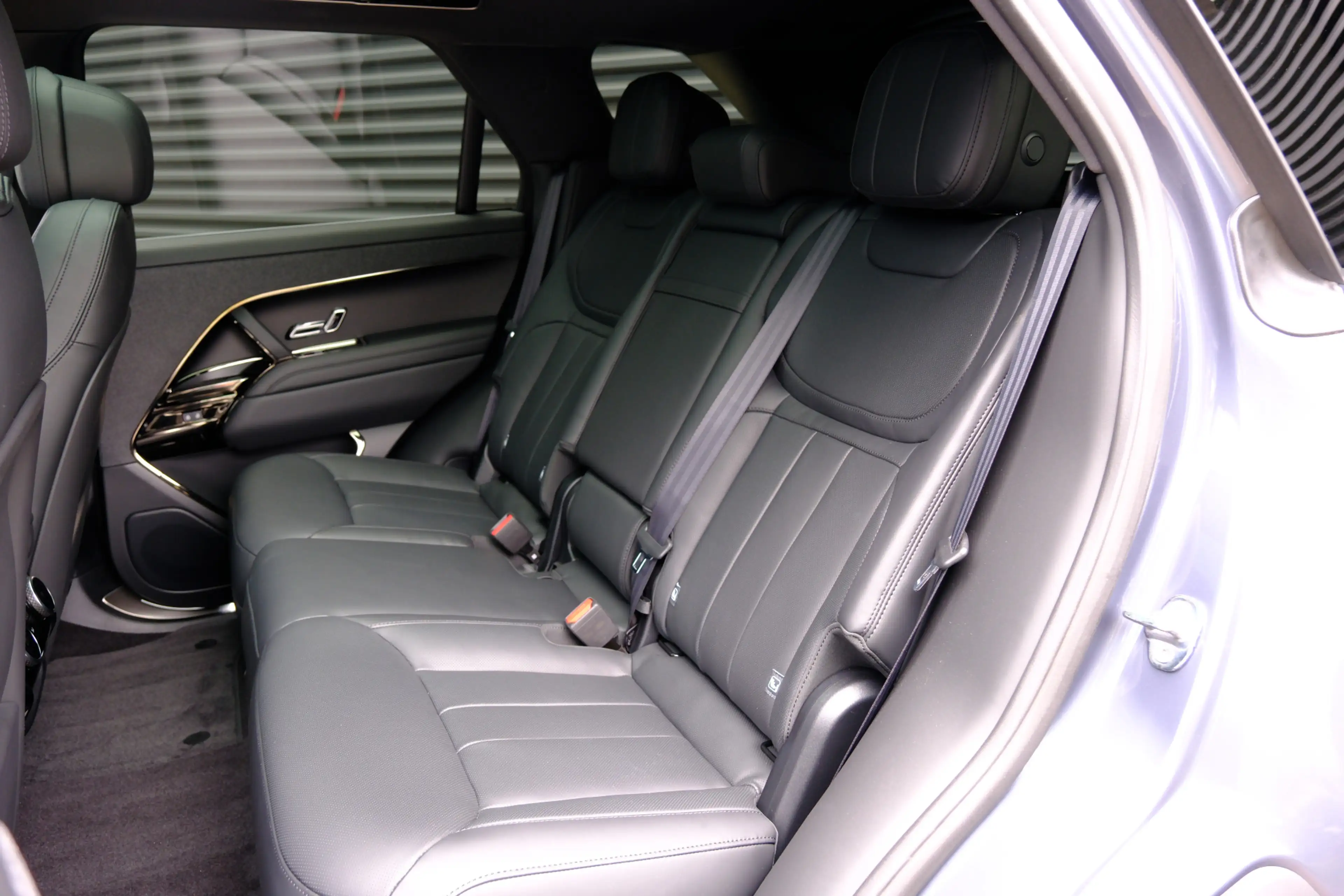 Land Rover Range Rover Sport P460e Dynamic SE | Koelkast | Varsine Blue | NP € — photo 5