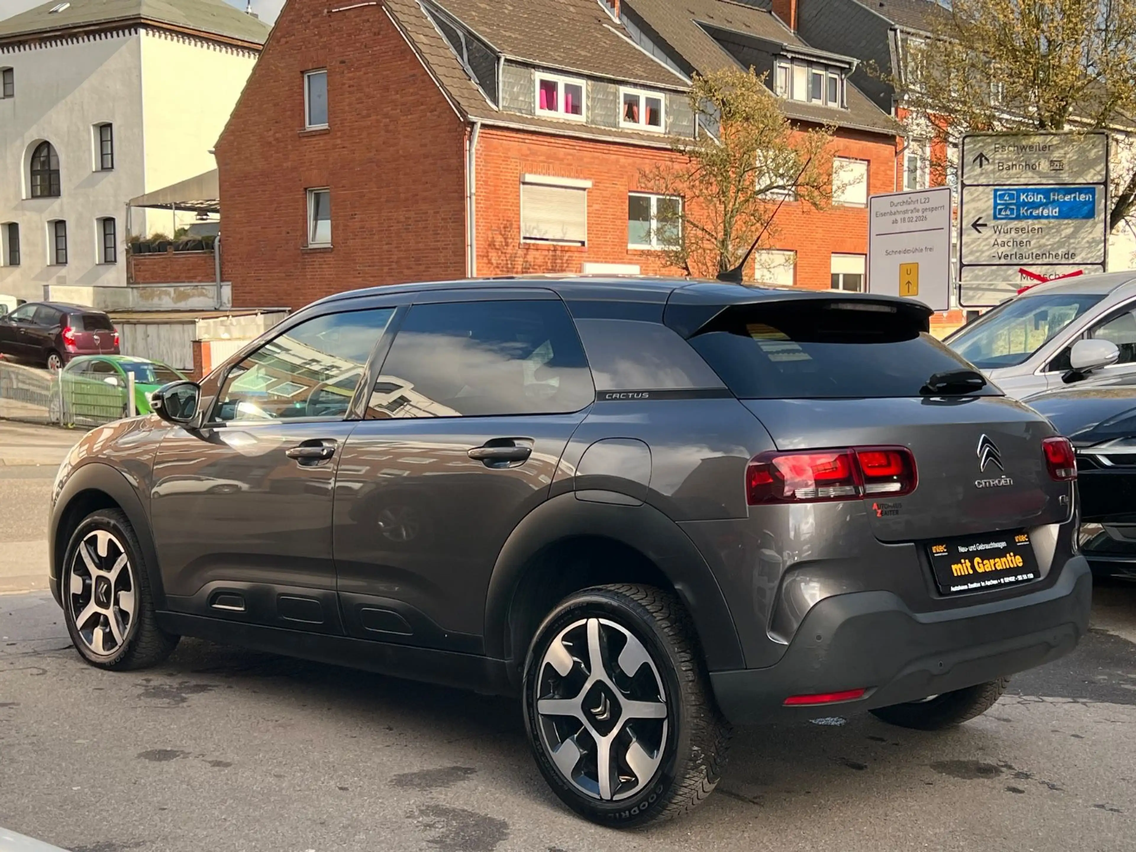Citroen C4 Cactus Shine*TÜV*INS* — photo 13