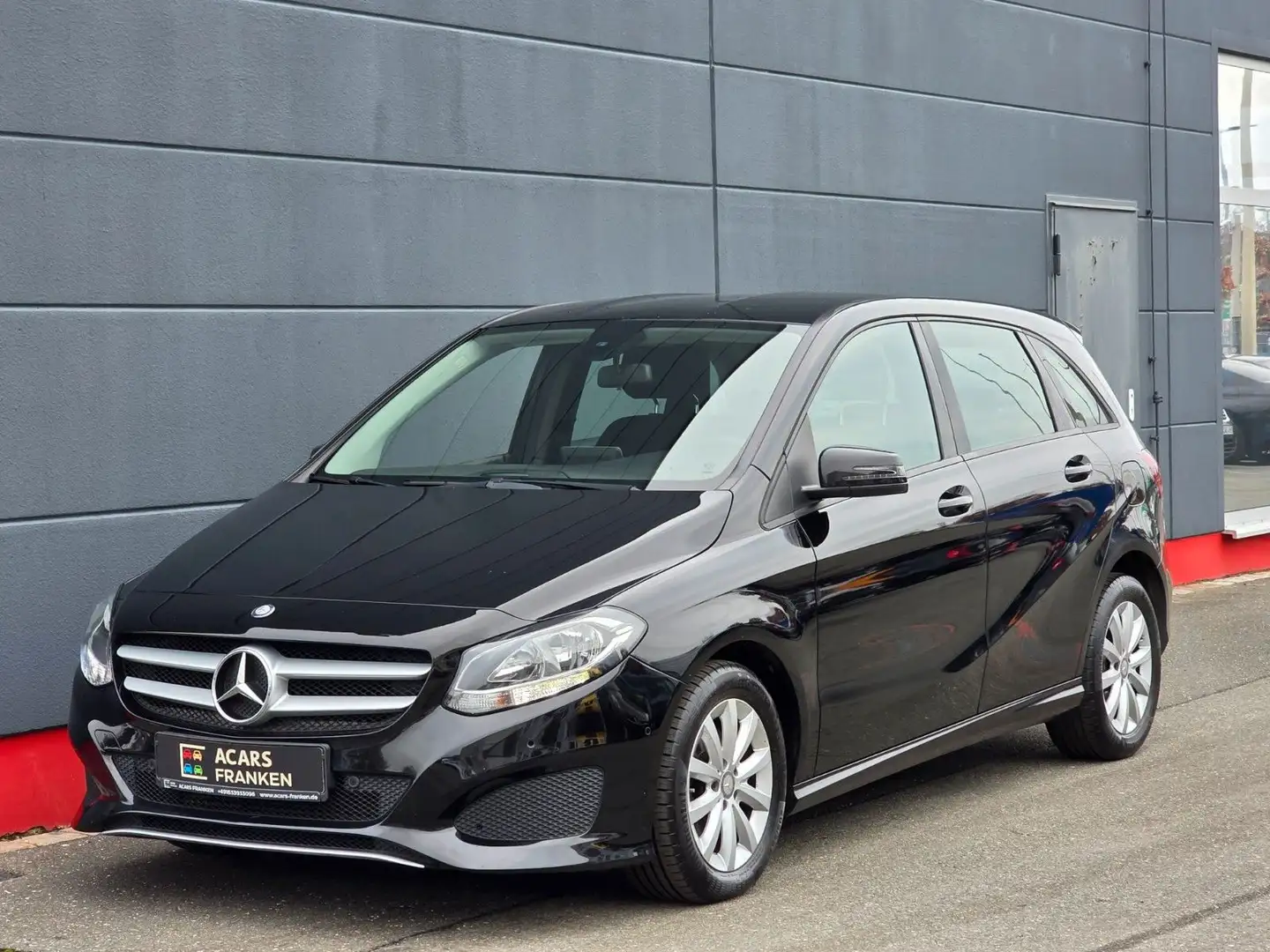Mercedes-Benz B 200 CDI *Navi*PDC*Service NEU Noir - 1