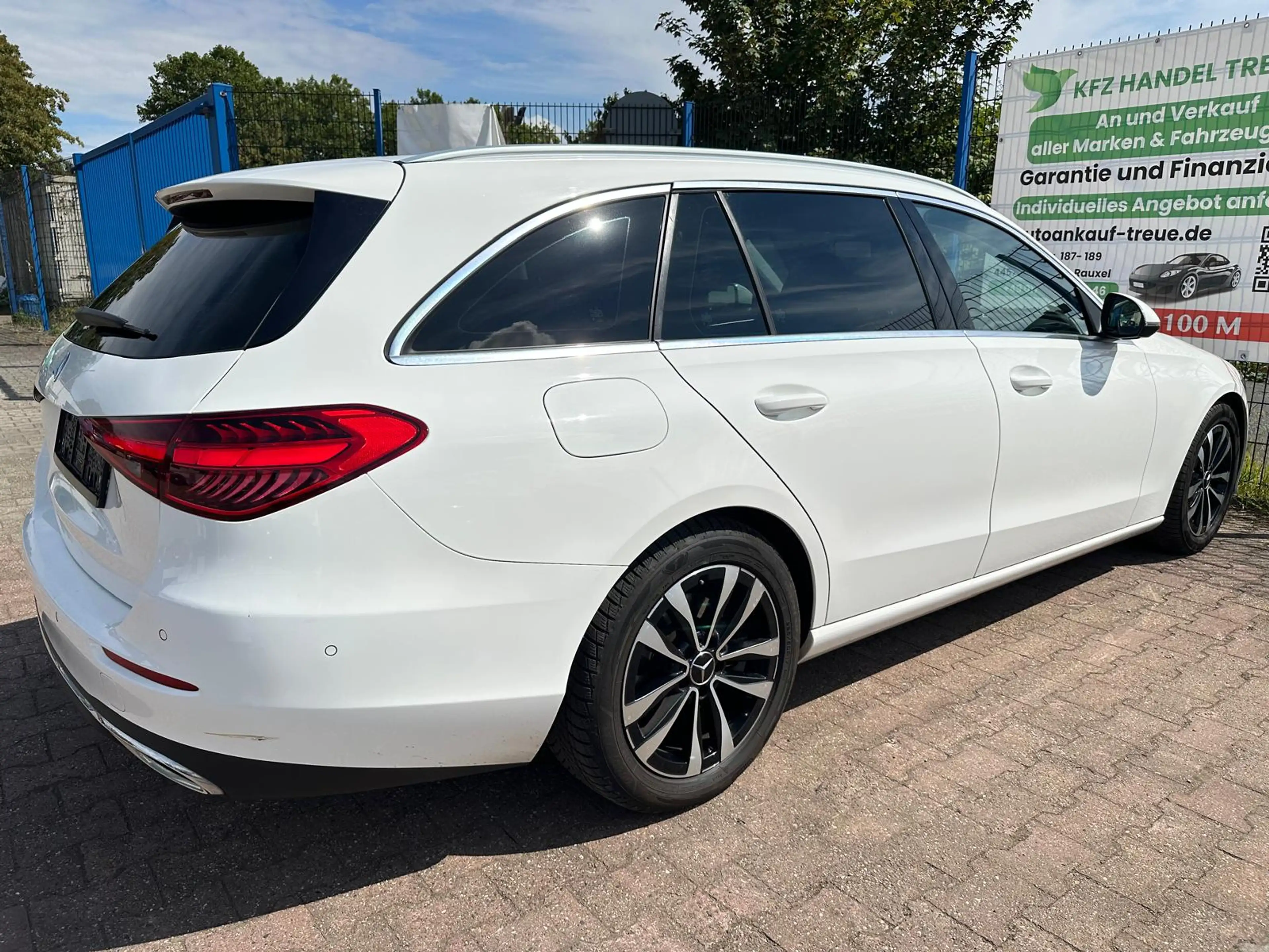 Mercedes-Benz C 220 C220d Totwinkel-Assistent*AHK*SHZ*LHZ — photo 8