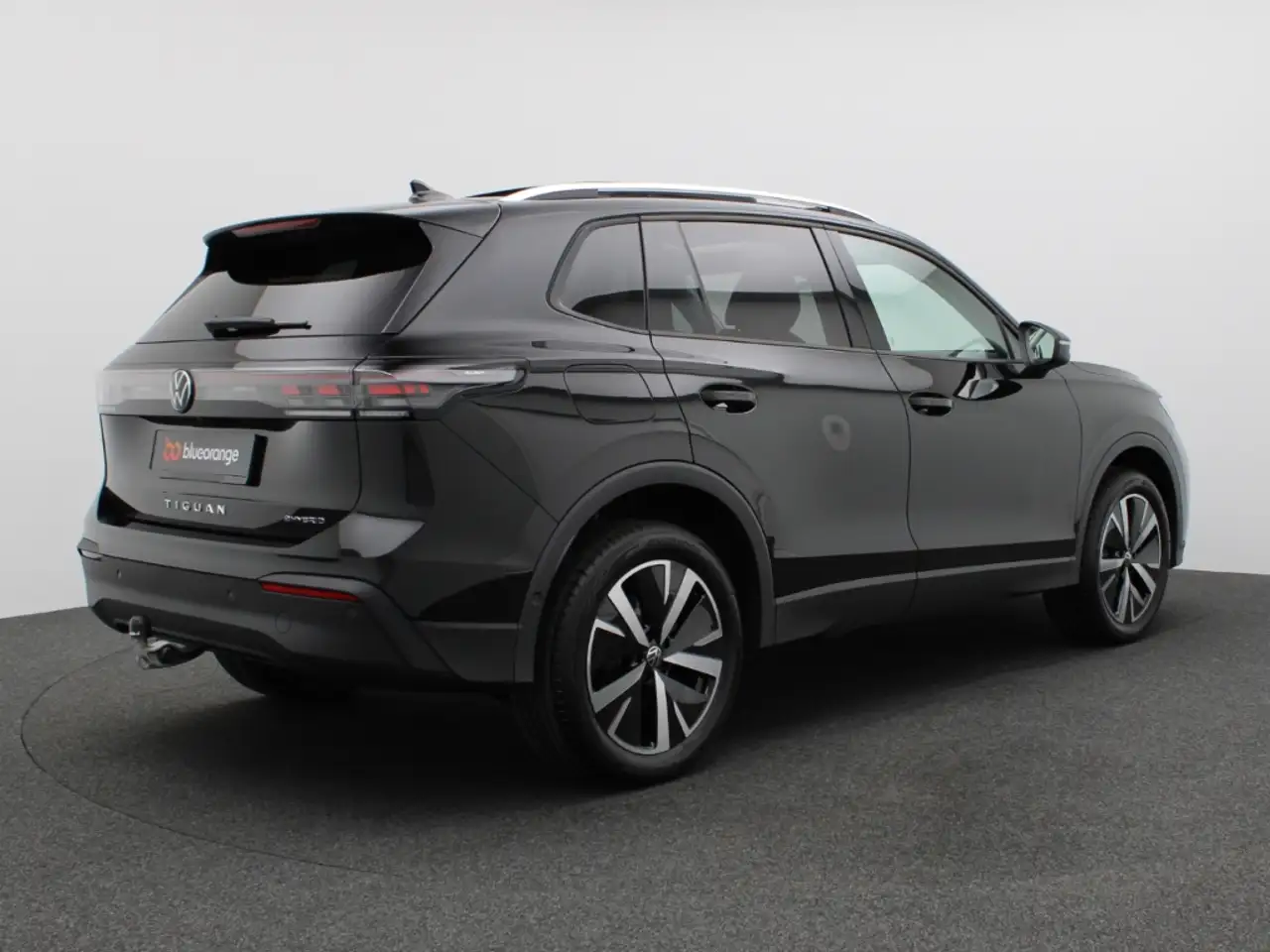 Volkswagen Tiguan 1.5 TSI eHybrid 150 kW Life AHK Panodach 5
