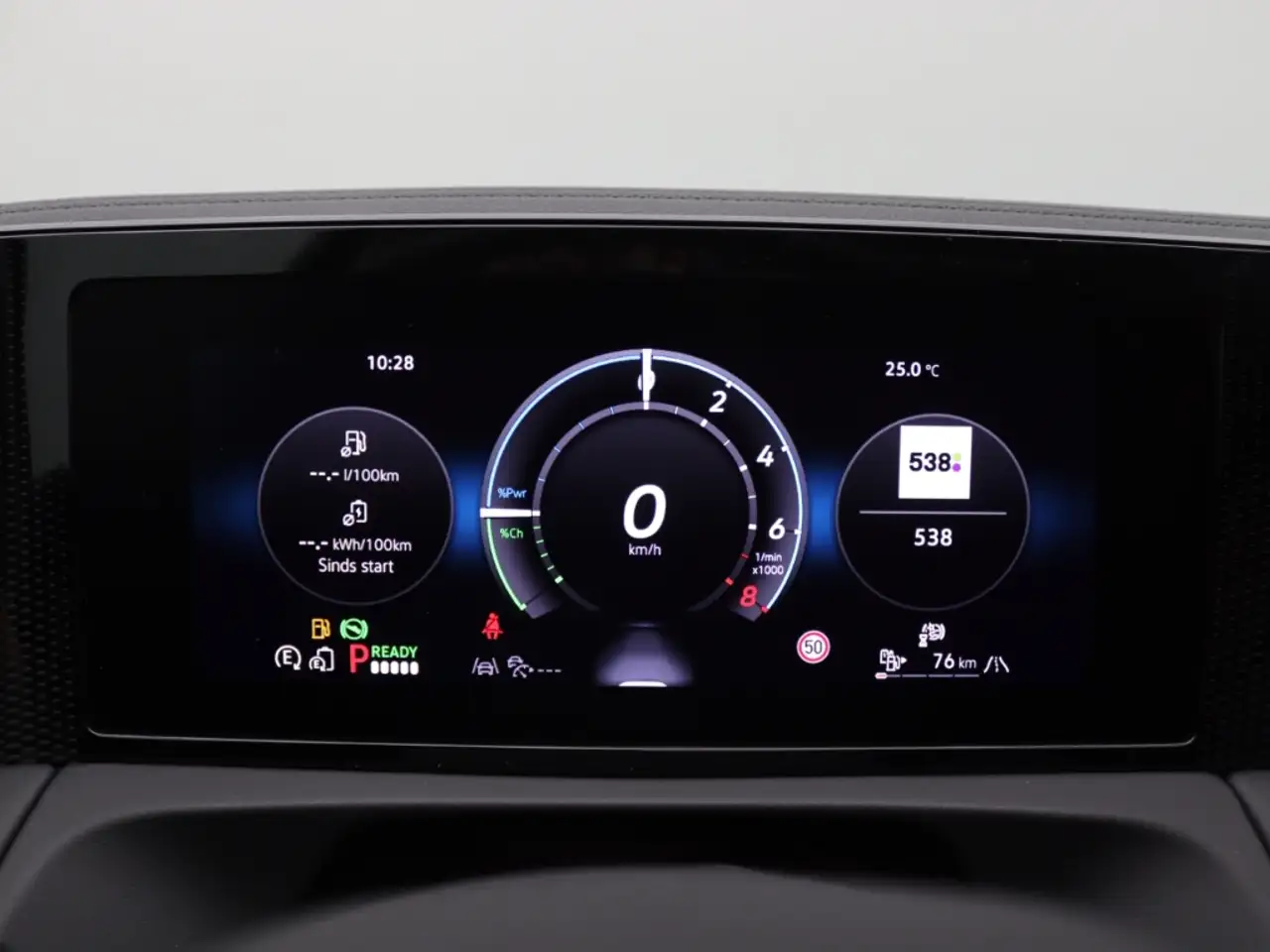Volkswagen Tiguan 1.5 TSI eHybrid 150 kW Life AHK Panodach 13