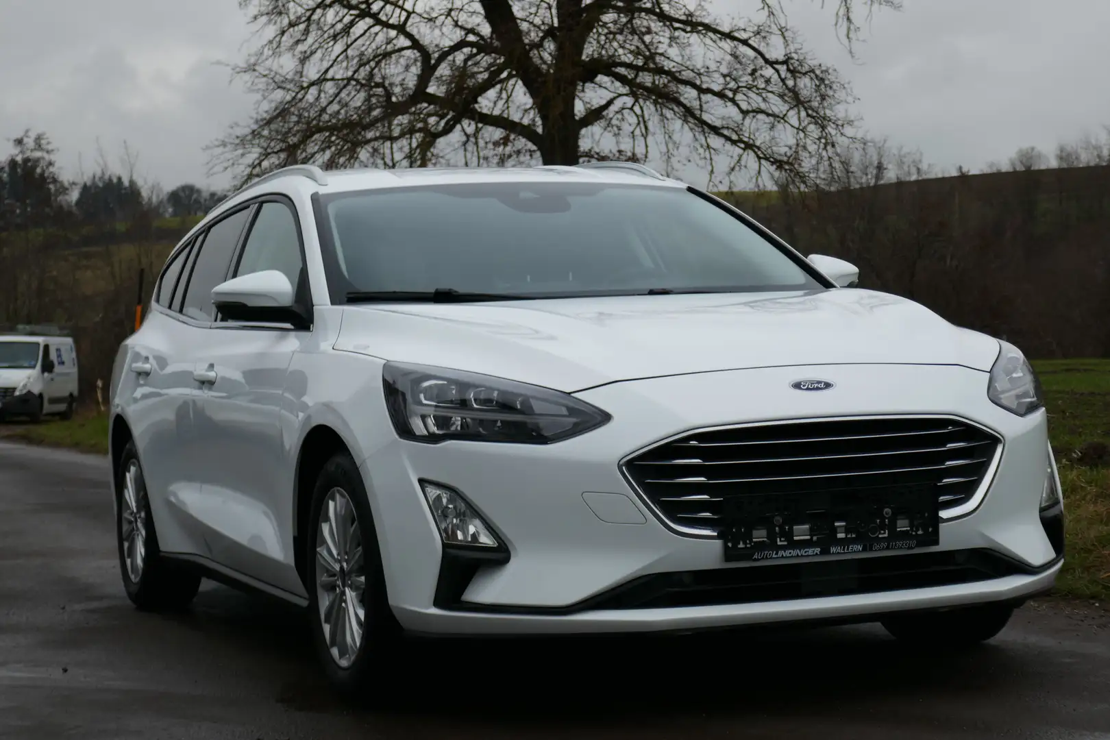 Ford Focus Titanium Weiß - 2