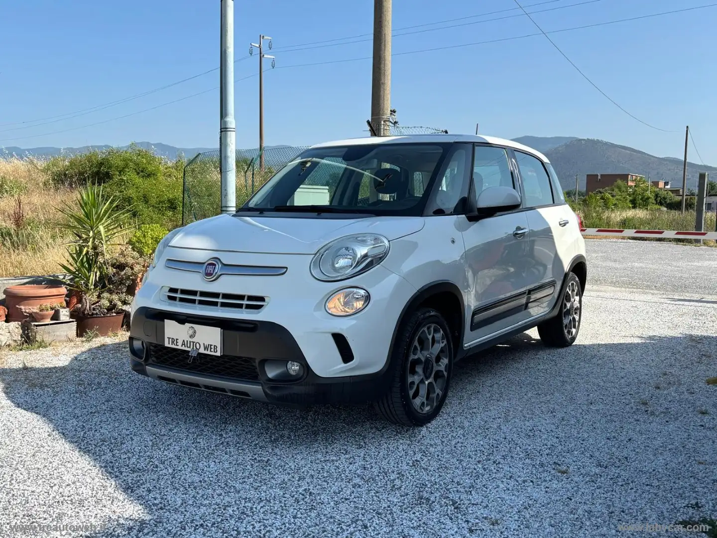 Fiat 500L 1.3 MJT 95 CV Trekking Bianco - 1