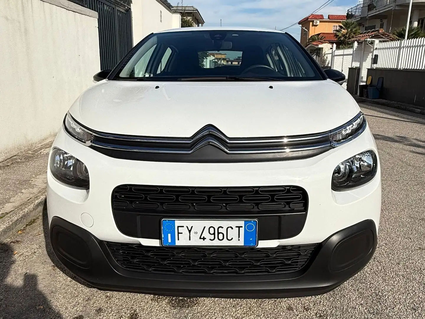 Citroen C3 C3 1.2 puretech Feel 68cv *ADDATA NEOPATENTATI* Bianco - 1