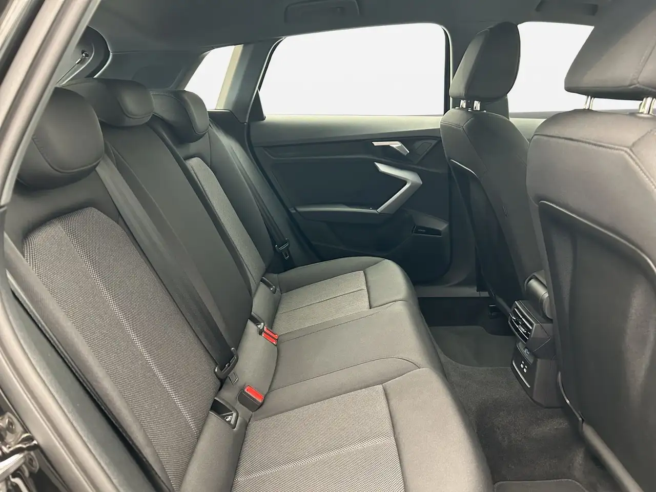 Audi A3 35 TFSI S tronic HUD*Sonos*Navi*Car, миниатюра 16