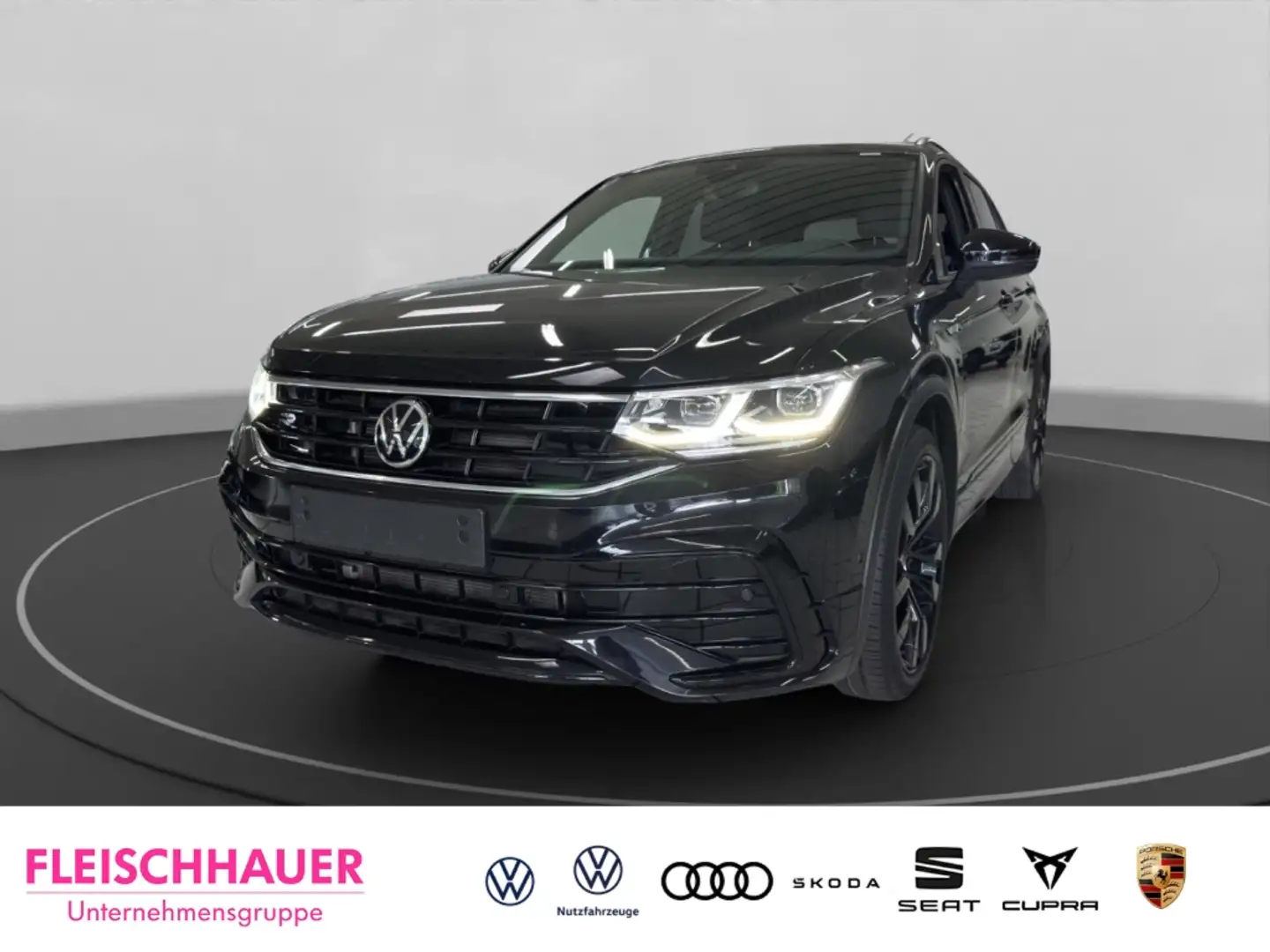 Volkswagen Tiguan R-Line 4Motion 2.0 TDI MATRIX+AHK+ACC+DC+RFK+NAVI+ Negro - 1