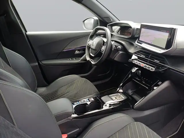 Peugeot 2008 view 11