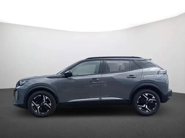 Peugeot 2008 view 4