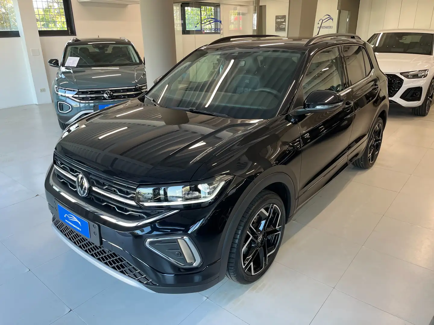 Volkswagen T-Cross 1.0 TSI 115cv DSG R-Line Plus Negro - 1