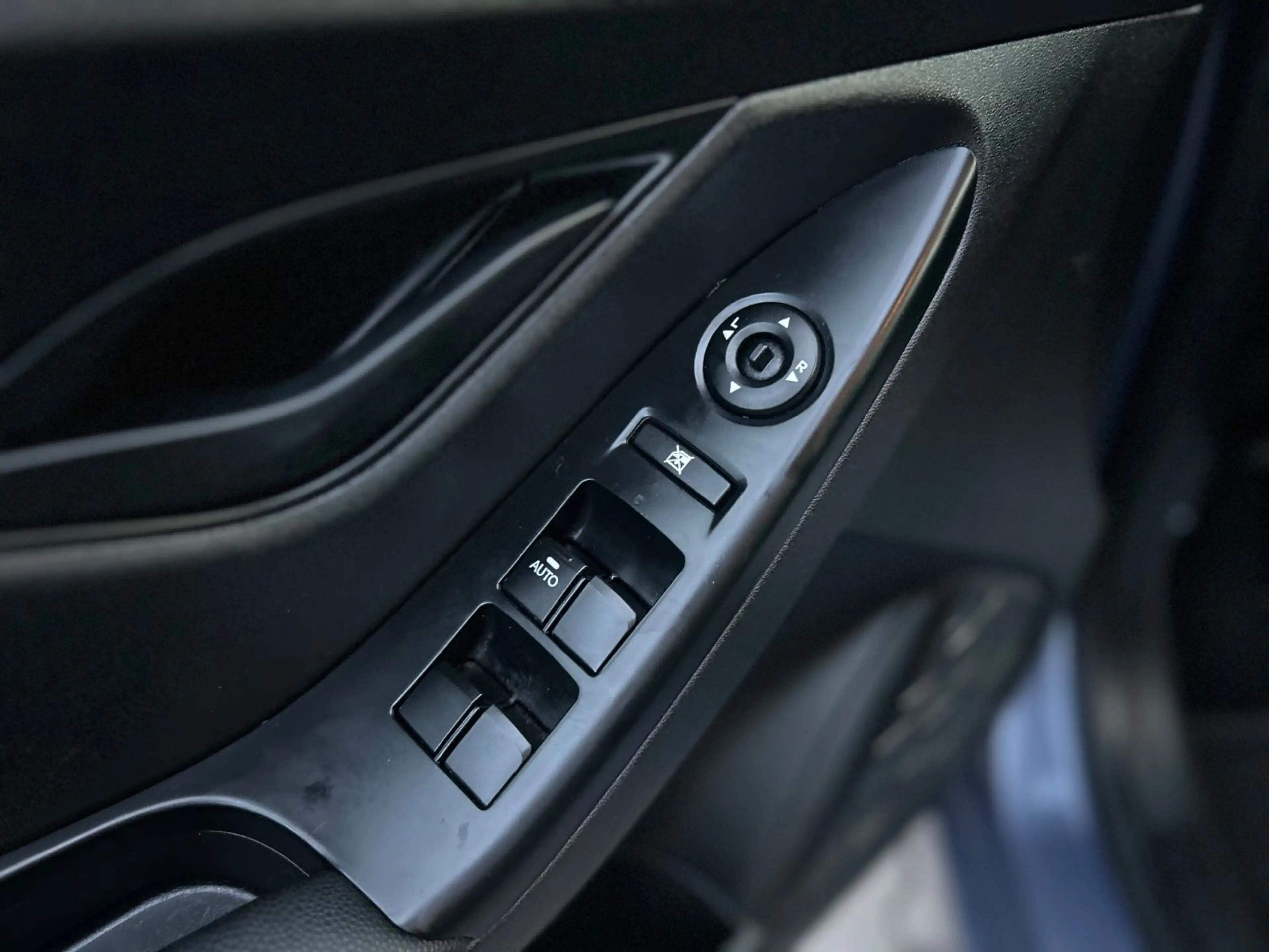 Hyundai iX20 FIFA world Cup Edition 1.HAND-AUTOMATIK-SHZ — photo 9