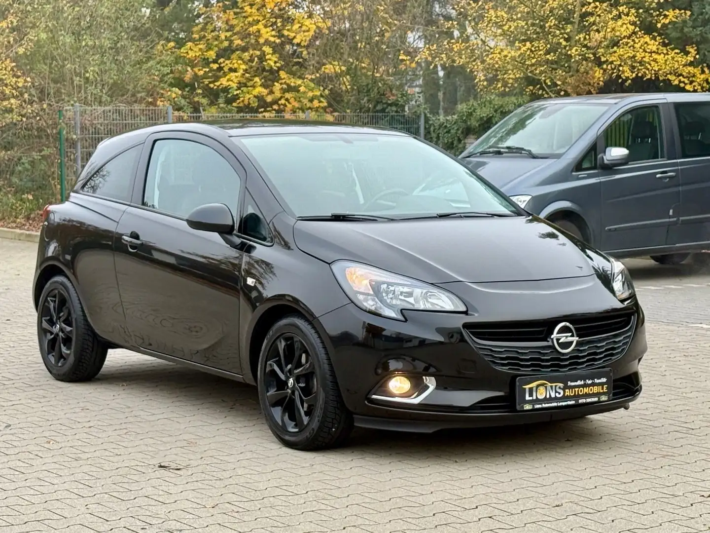 Opel Corsa E Color Edition/AUTOMATIK/TÜV NEU/PDC/SHZ/ Schwarz - 1