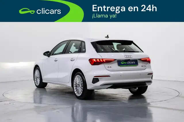 Audi A3 view 9