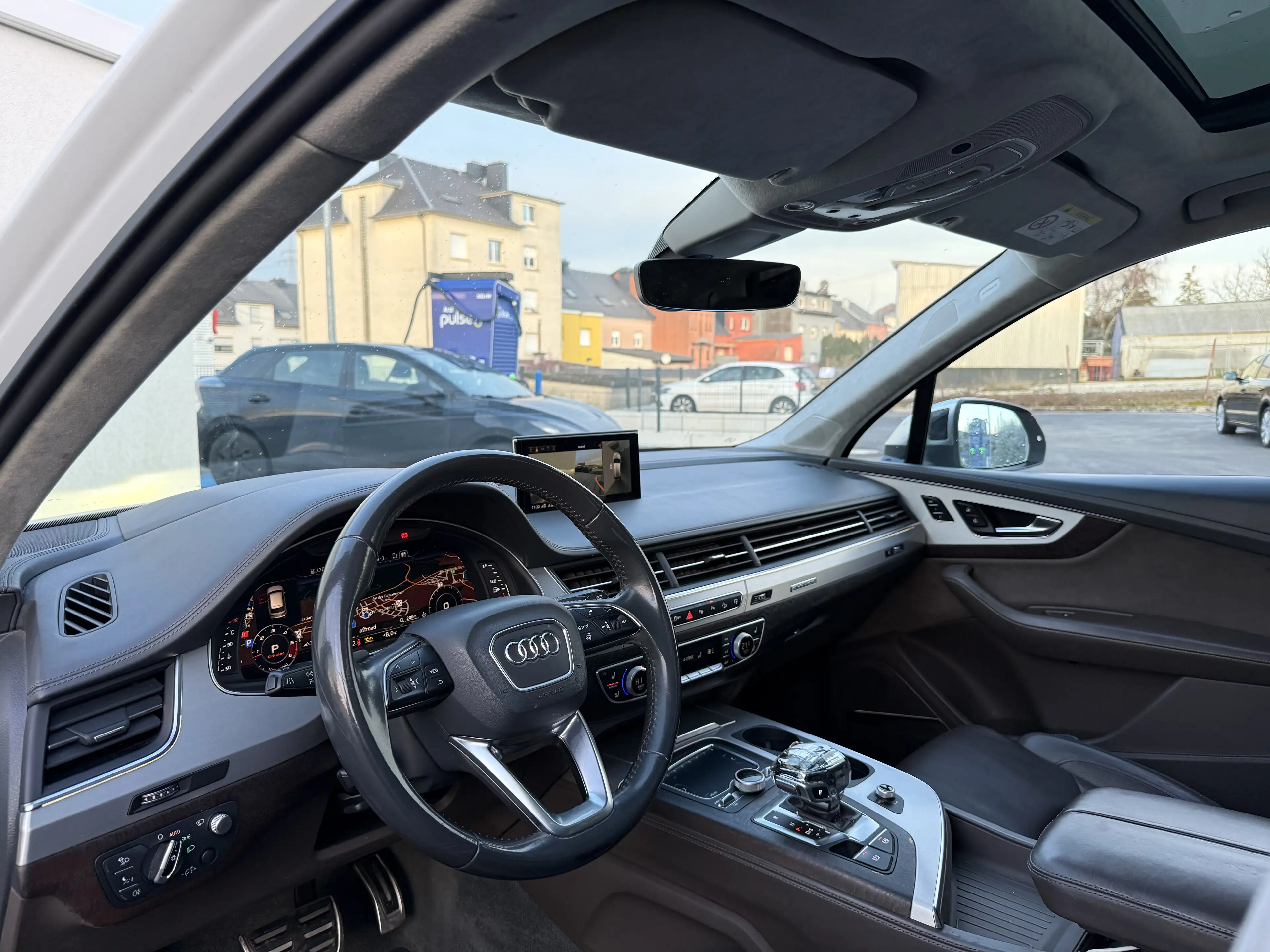 Audi SQ7 4.0 V8 BiTDI 435CH QUATTRO S-TRONIC *FULL OPTIONS* — photo 9