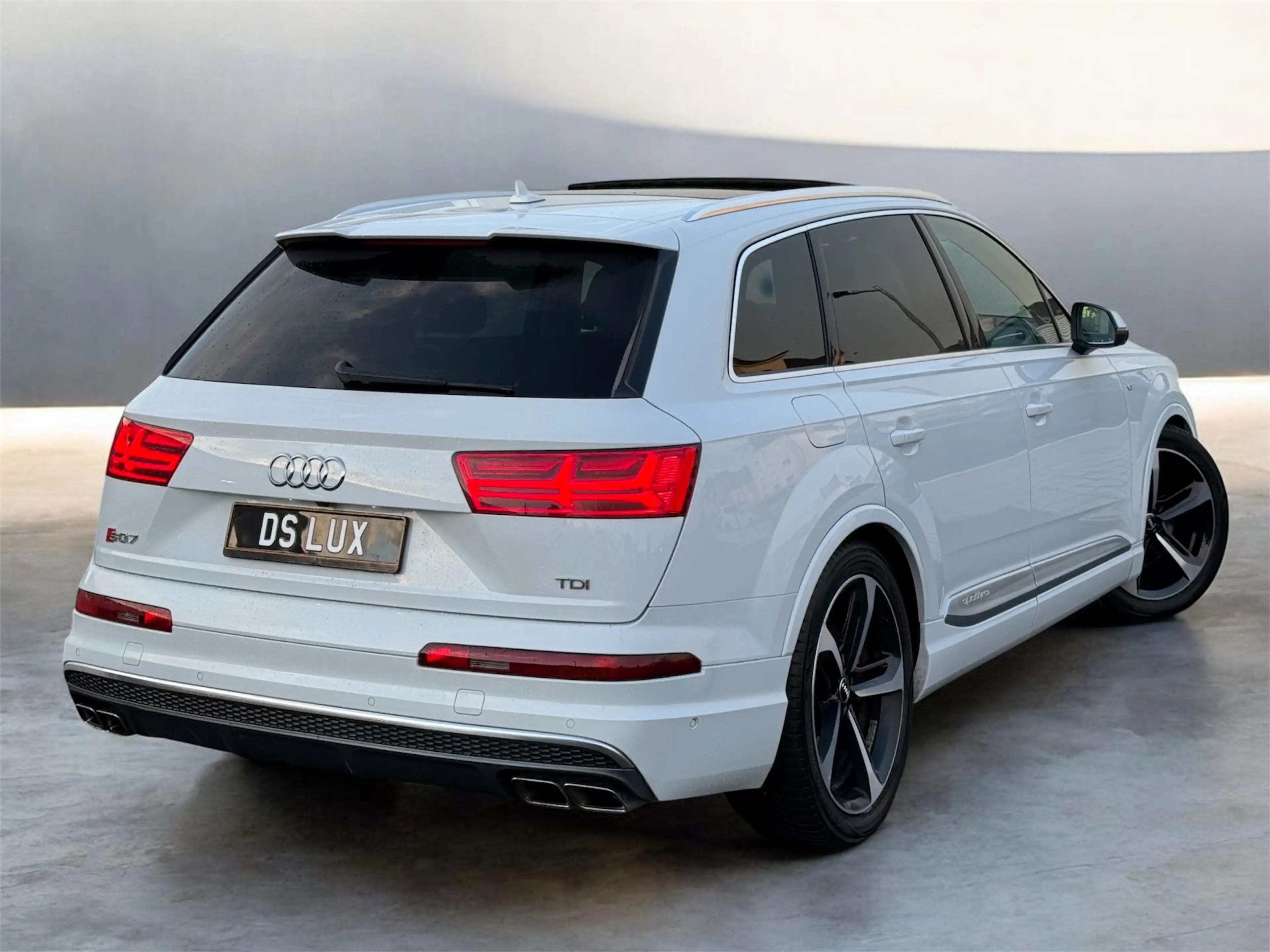 Audi SQ7 4.0 V8 BiTDI 435CH QUATTRO S-TRONIC *FULL OPTIONS* — photo 8