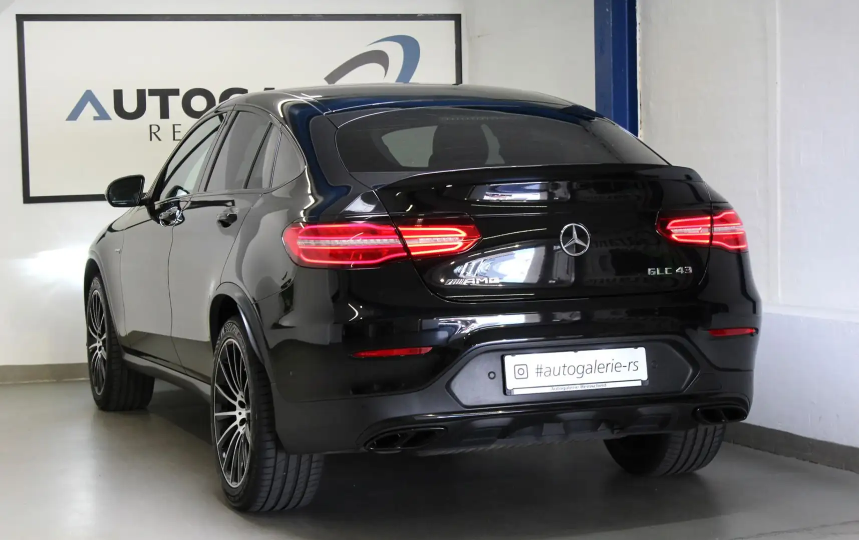Mercedes-Benz GLC 43 AMG Coupe *PERF.AGA*LUFT*DISTR.*360*MEMO* Чорний - 1
