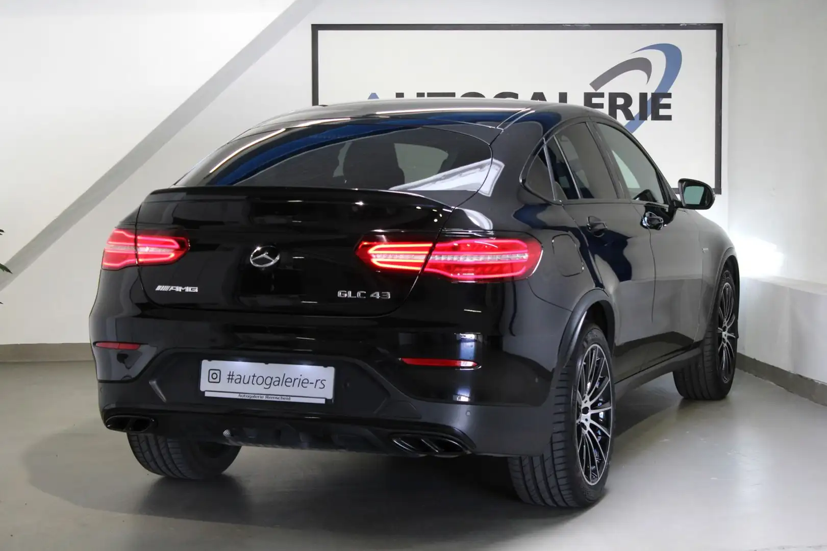 Mercedes-Benz GLC 43 AMG Coupe *PERF.AGA*LUFT*DISTR.*360*MEMO* Чорний - 2