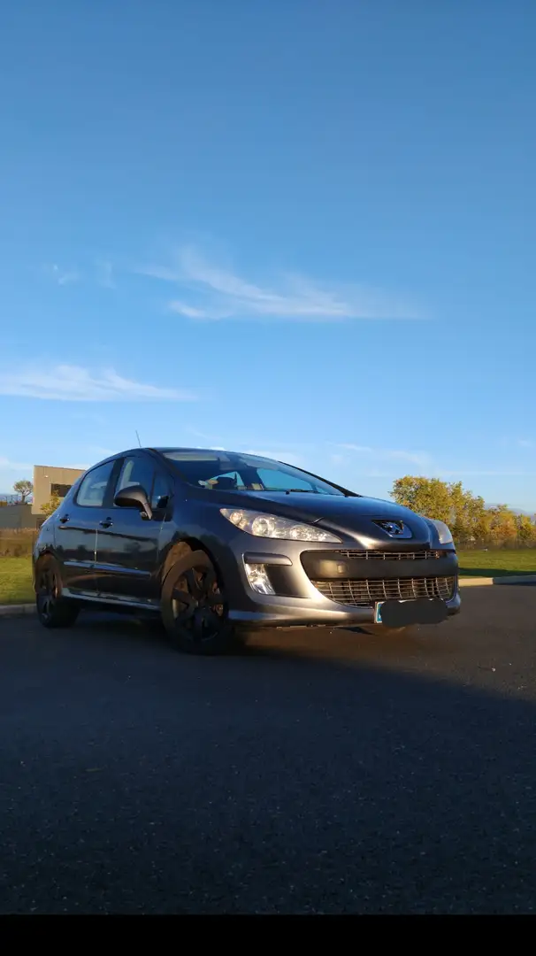 Peugeot 308 HDi FAP 110 Tendance - 1