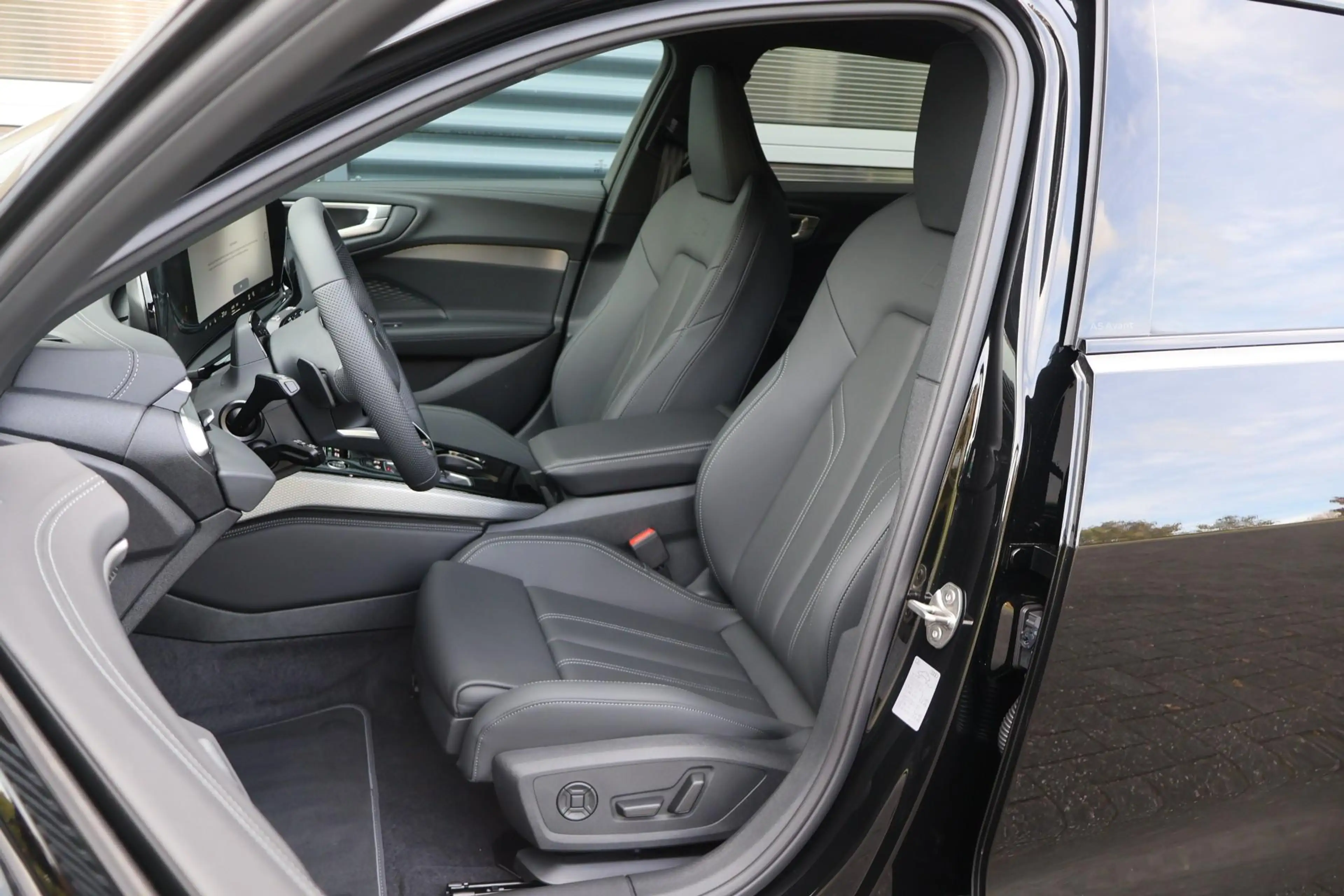 Audi A5 Avant 2.0 e-hybrid 299pk quattro S edition | Trekh — photo 4