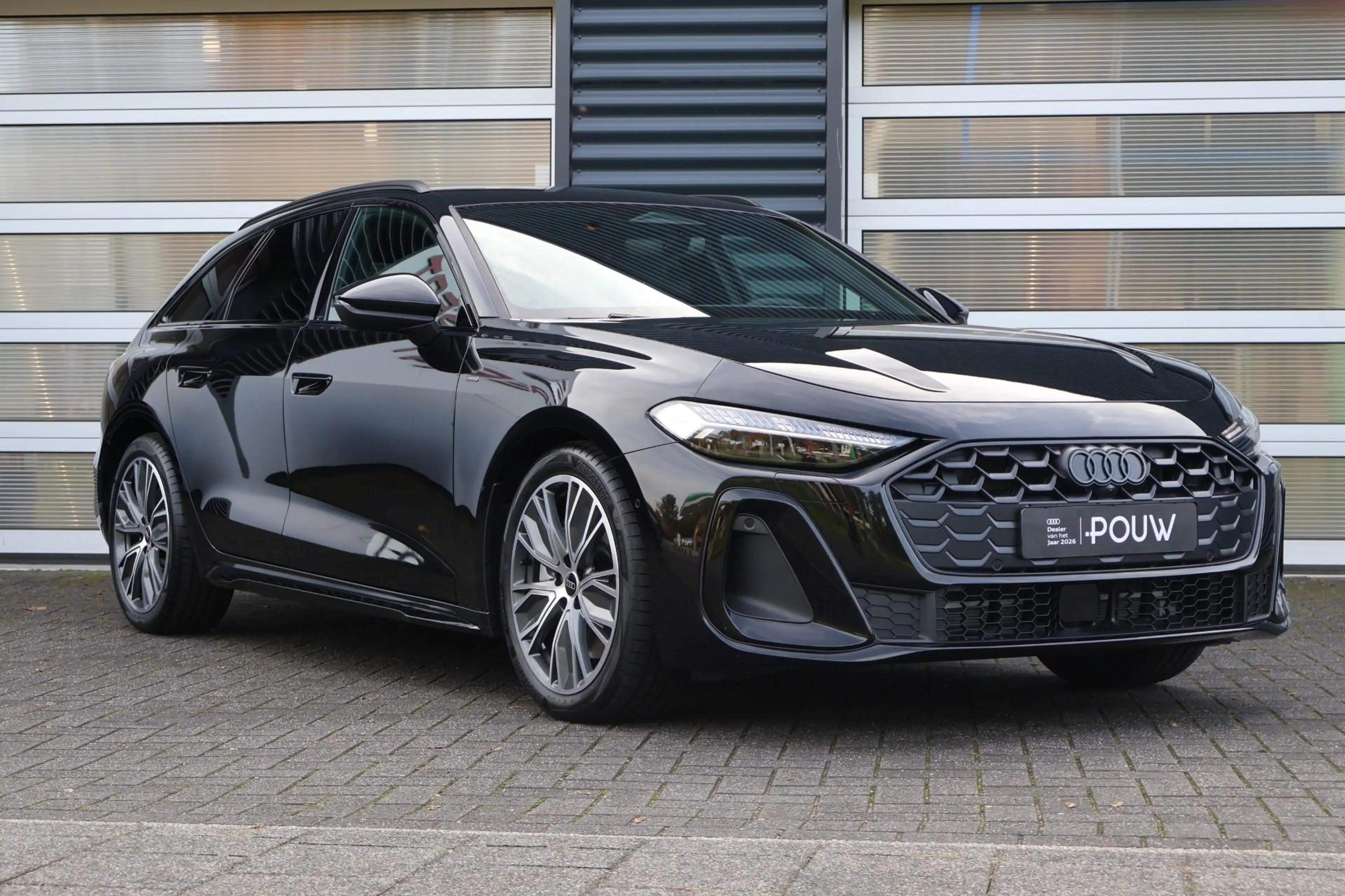 Audi A5 Avant 2.0 e-hybrid 299pk quattro S edition | Trekh — photo 9