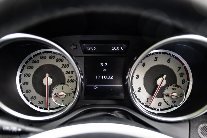 Mercedes-Benz SLK 200 — photo 14