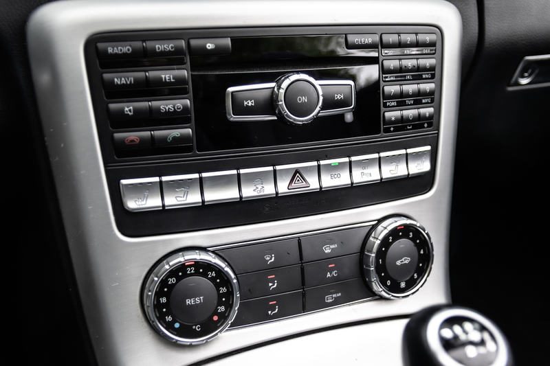 Mercedes-Benz SLK 200 — photo 12