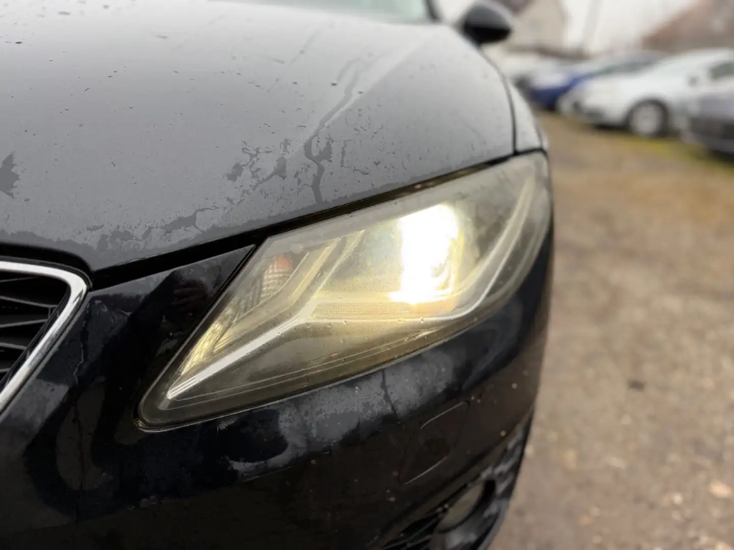 SEAT Exeo Lim. Sport / 2.0 211 PS / Xenon Schwarz - 2