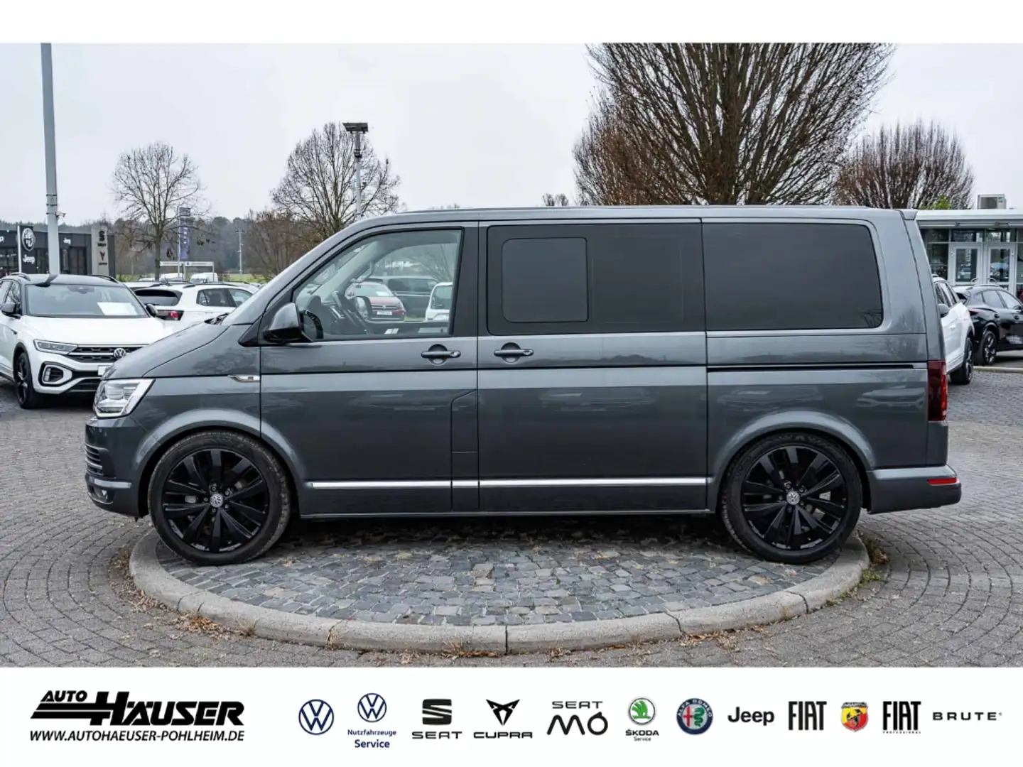 Volkswagen T6 Multivan Highline 2.0 TDI SCR BMT DSG 4Motion 7-SITZER 20AL Šedá - 2
