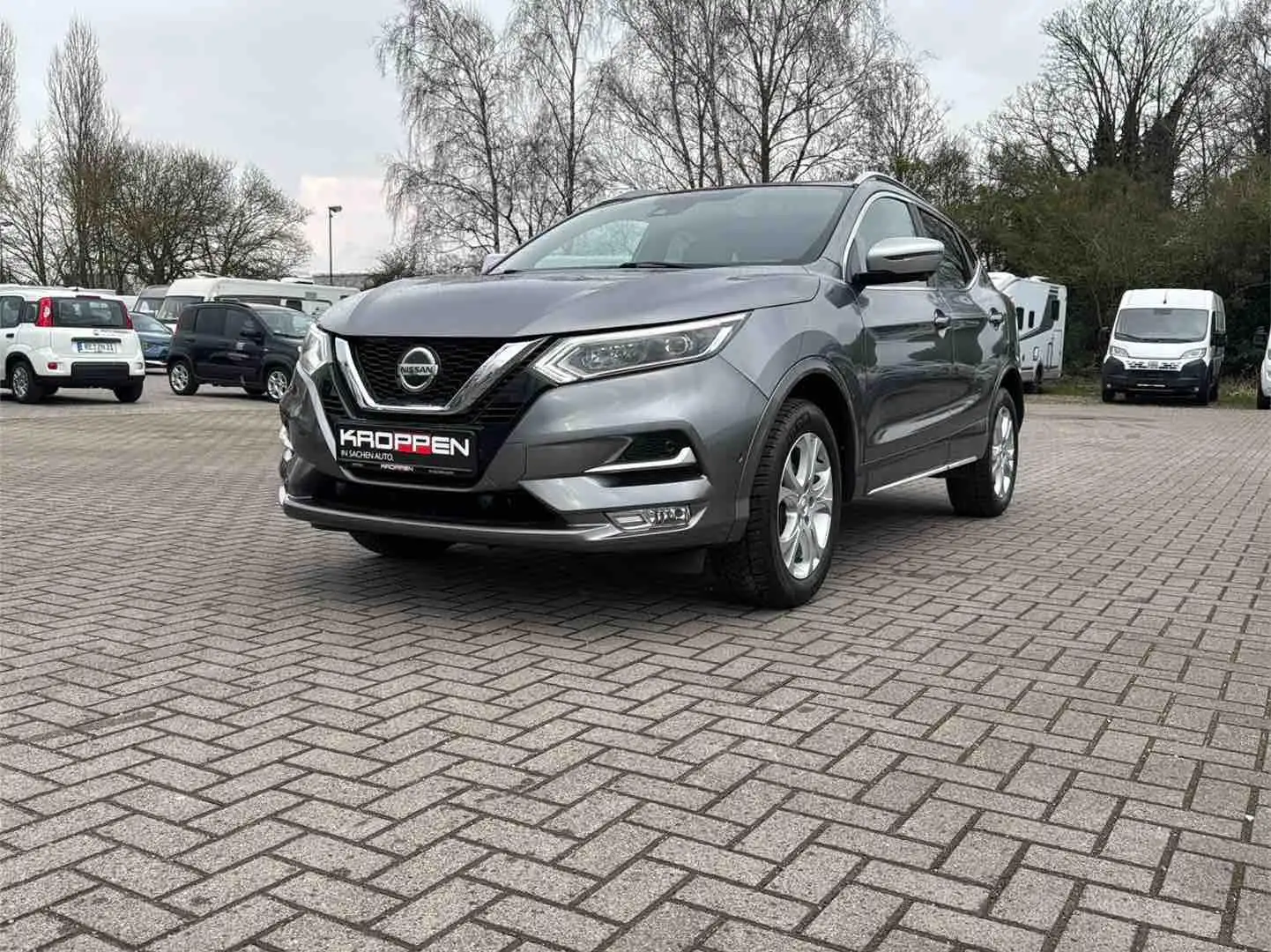 Nissan Qashqai Tekna+ Pan.-Dach Navi Android Carplay Grigio - 2